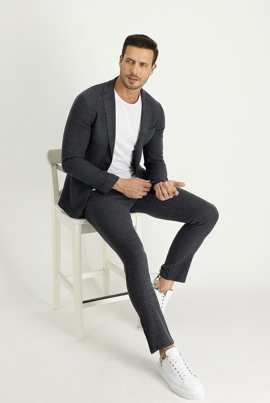 Erkek Giyim - Slim Fit Dar Kesim Yünlü Çizgili Spor Ceket