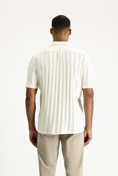 Erkek Giyim - EKRU L Beden Apaş Yaka Oversize Desenli Pamuk Gömlek Tişört