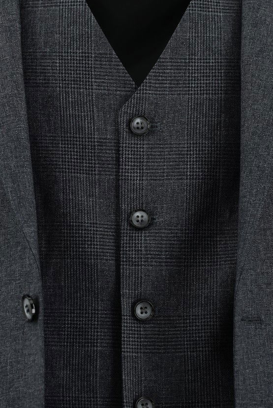 Erkek Giyim - Super Slim Fit Ekstra Dar Kesim Yelekli Kombinli Takım Elbise