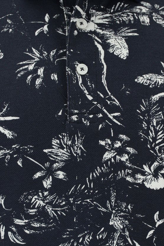Erkek Giyim - Polo Yaka Slim Fit Dar Kesim Desenli Pamuk Tişört