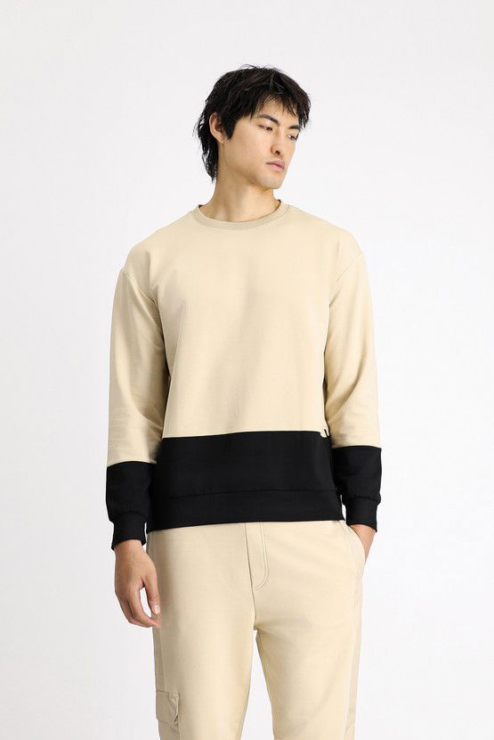 Erkek Giyim - Bisiklet Yaka Oversize Desenli Pamuklu Sweatshirt