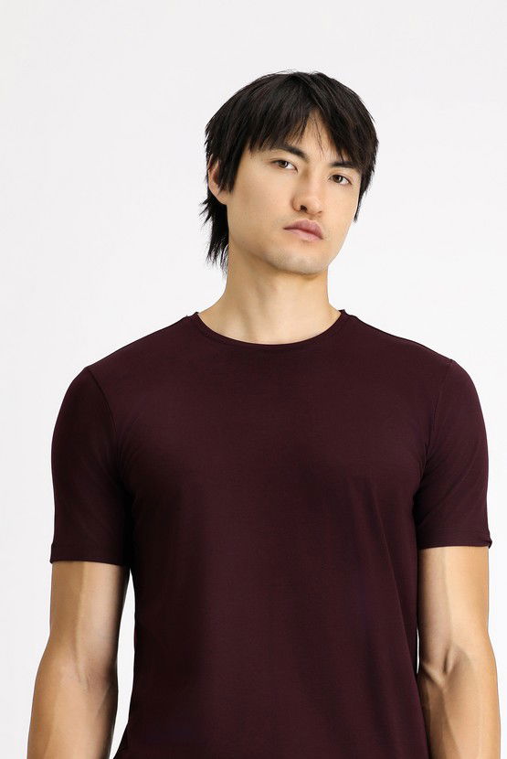 Erkek Giyim - Bisiklet Yaka Slim Fit Dar Kesim Pamuklu Tişört