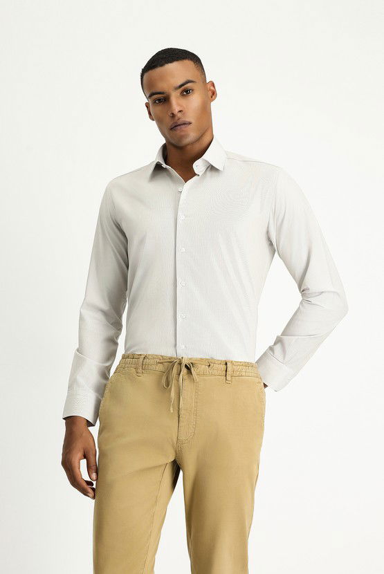 Erkek Giyim - Uzun Kol Slim Fit Dar Kesim Klasik Desenli Pamuklu Kolay Ütülenebilir Gömlek