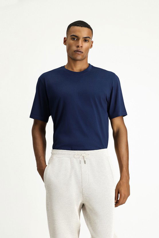 Erkek Giyim - Bisiklet Yaka Slim Fit Dar Kesim Süprem Pamuk Tişört