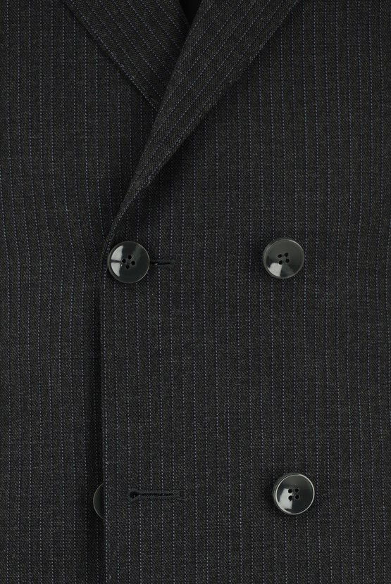 Erkek Giyim - Slim Fit Dar Kesim Çizgili Yünlü Kruvaze Takım Elbise