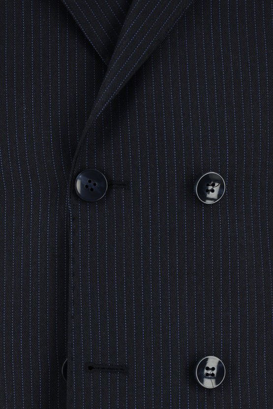 Erkek Giyim - Slim Fit Dar Kesim Çizgili Yünlü Kruvaze Takım Elbise