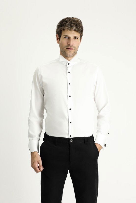 Erkek Giyim - Ata Yaka Slim Fit Dar Kesim Pamuklu Kolay Ütülenebilir Gömlek