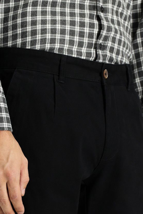 Erkek Giyim - Regular Fit Likralı Pileli Kanvas / Chino Pantolon