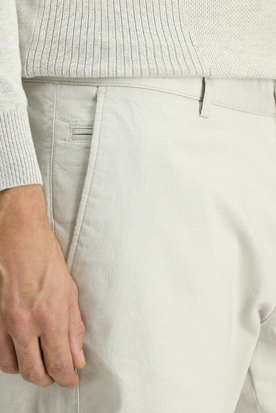 Erkek Giyim - Regular Fit Likralı Kanvas / Chino Pantolon
