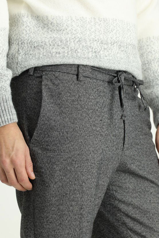 Erkek Giyim - Super Slim Fit Ekstra Dar Kesim Beli Lastikli İpli Desenli Likralı Klasik Kumaş Pantolon