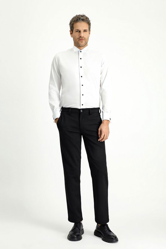 Erkek Giyim - Ata Yaka Slim Fit Dar Kesim Pamuklu Kolay Ütülenebilir Gömlek