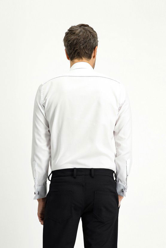 Erkek Giyim - Ata Yaka Slim Fit Dar Kesim Pamuklu Kolay Ütülenebilir Gömlek