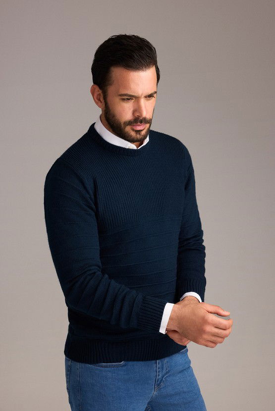 Erkek Giyim - Bisiklet Yaka Slim Fit Dar Kesim Desenli Triko Kazak