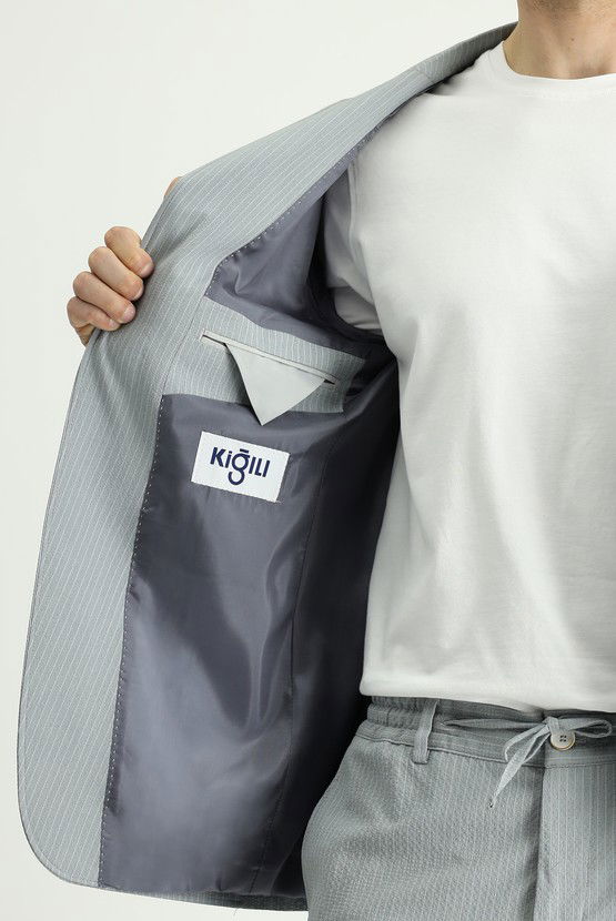 Erkek Giyim - Super Slim Fit Ekstra Dar Kesim Çizgili Beli Lastikli İpli Gofre Takım Elbise