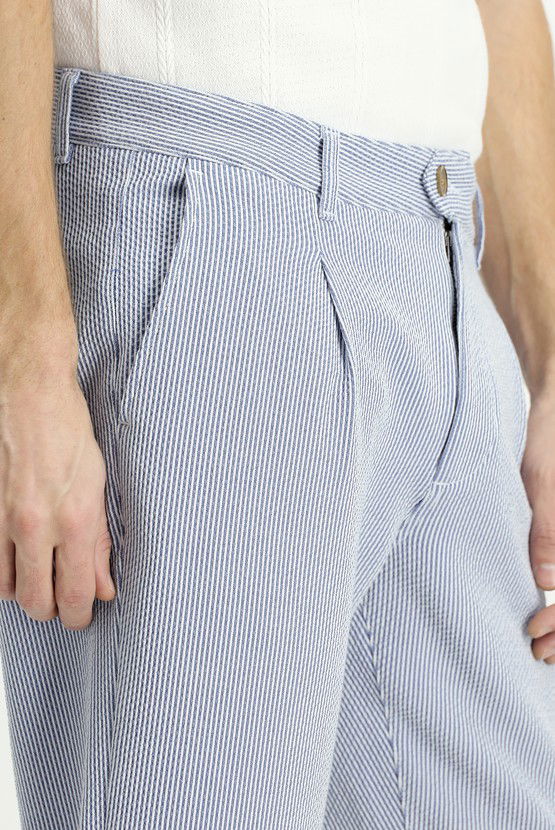 Erkek Giyim - Regular Fit Likralı Çizgili Pileli Kanvas / Chino Pantolon