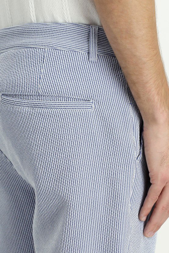 Erkek Giyim - Regular Fit Likralı Çizgili Pileli Kanvas / Chino Pantolon
