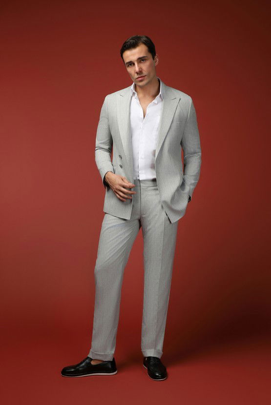 Erkek Giyim - Slim Fit Dar Kesim Çizgili İtalyan Kesim Kruvaze Takım Elbise