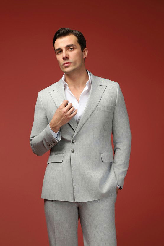Erkek Giyim - Slim Fit Dar Kesim Çizgili İtalyan Kesim Kruvaze Takım Elbise
