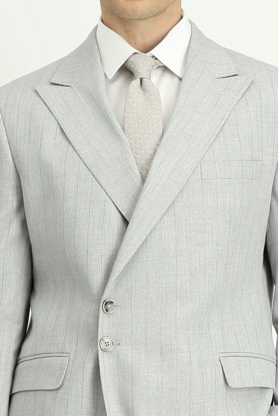Erkek Giyim - Slim Fit Dar Kesim Çizgili İtalyan Kesim Kruvaze Takım Elbise