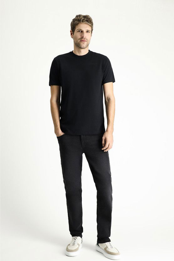 Erkek Giyim - Bisiklet Yaka Slim Fit Dar Kesim Süprem Pamuk Tişört