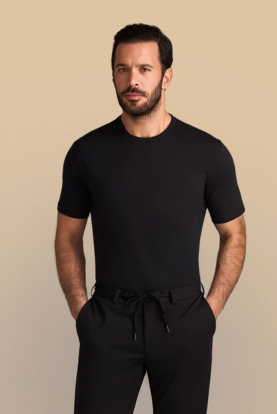 Erkek Giyim - Bisiklet Yaka Slim Fit Dar Kesim Süprem Pamuk Tişört