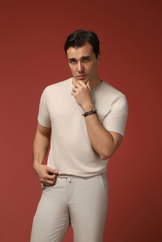 Erkek Giyim - Bisiklet Yaka Slim Fit Dar Kesim Keten Karışımlı Tişört