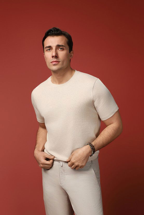 Erkek Giyim - Bisiklet Yaka Slim Fit Dar Kesim Keten Karışımlı Tişört