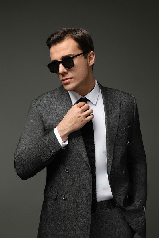 Erkek Giyim - Slim Fit Dar Kesim Keten Karışımlı Kruvaze Takım Elbise