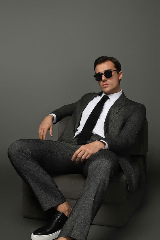 Erkek Giyim - Slim Fit Dar Kesim Keten Karışımlı Kruvaze Takım Elbise