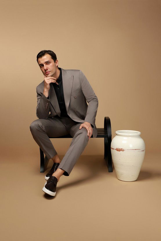 Erkek Giyim - Slim Fit Dar Kesim Pamuklu Lyocell Kruvaze Takım Elbise
