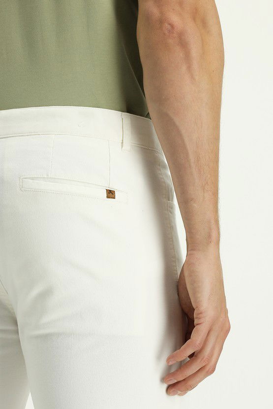 Erkek Giyim - Slim Fit Dar Kesim Likralı Kanvas / Chino Pantolon