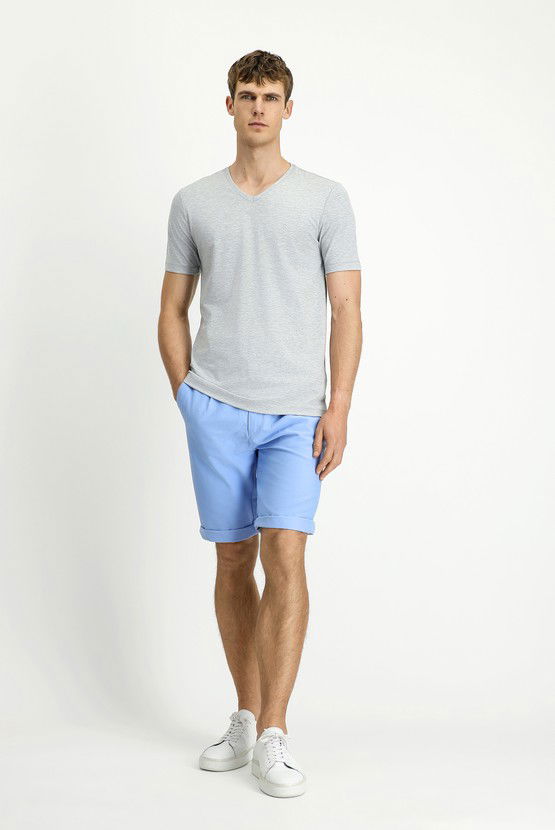 Erkek Giyim - V Yaka Slim Fit Dar Kesim Süprem Pamuklu Tişört