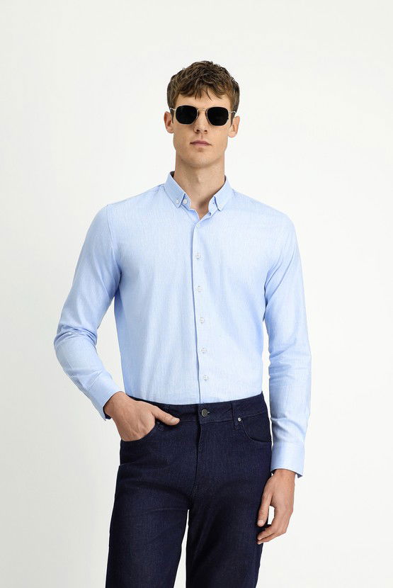 Erkek Giyim - Uzun Kol Slim Fit Dar Kesim Pamuklu Keten Karışımlı Düğmeli Yaka Gömlek