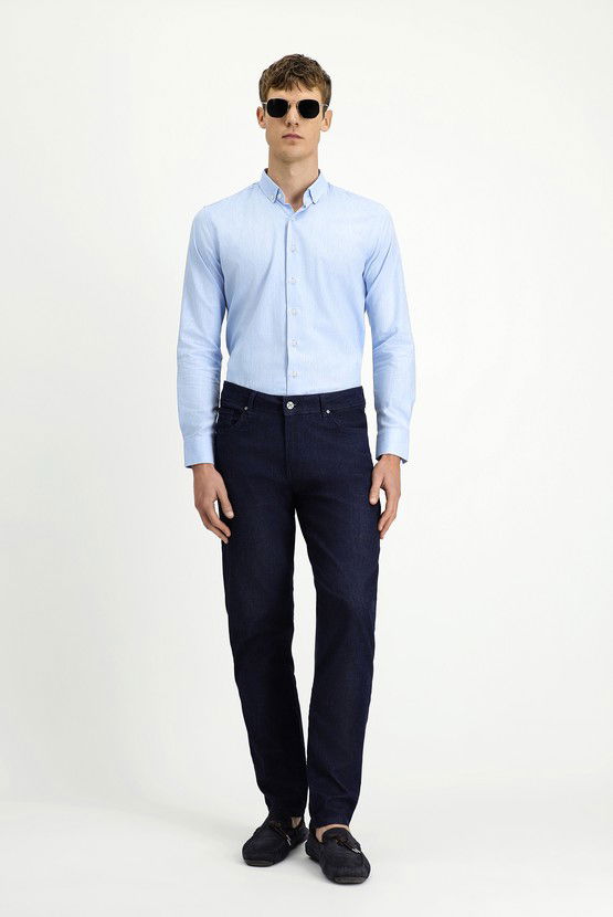 Erkek Giyim - Uzun Kol Slim Fit Dar Kesim Pamuklu Keten Karışımlı Düğmeli Yaka Gömlek